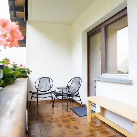 Апартаменты Haus Limat *