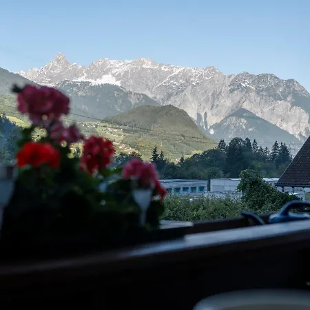 Апартаменты Haus Limat Шрунс